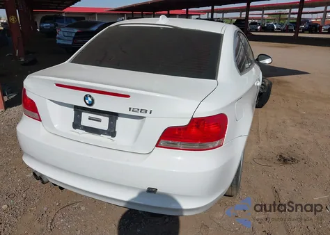 2009 BMW 128I I из США, поврежденный, VIN WBAUP93559VF48178